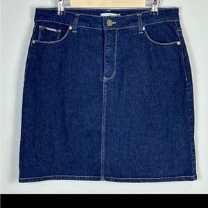 Elegant Dark Blue Denim Pencil Skirt